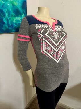 American Fighter Women's Gray and Pink Graphic Long Sleeve Top